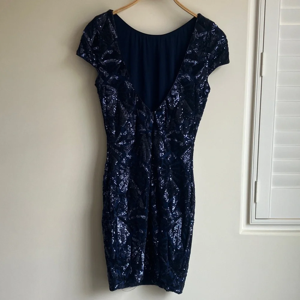DRESS THE POPULATION Navy Tabitha Sequin Mesh Minidress Women’s Size L GUC - Picture 4 of 7